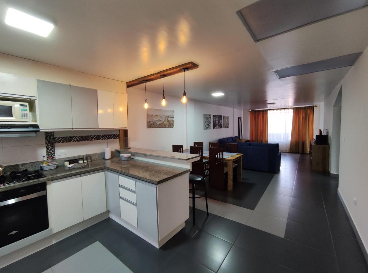 Elegante apartamento con vistas al volcán Tunguraua Baños Exterior foto