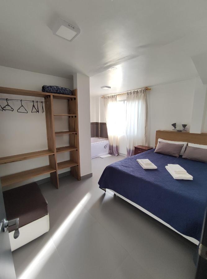 Elegante apartamento con vistas al volcán Tunguraua Baños Exterior foto